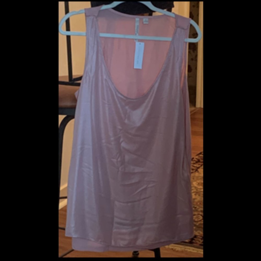 NY & Co - Pink Sleeveless Blouse with Round Neck & Overlay XL NWT